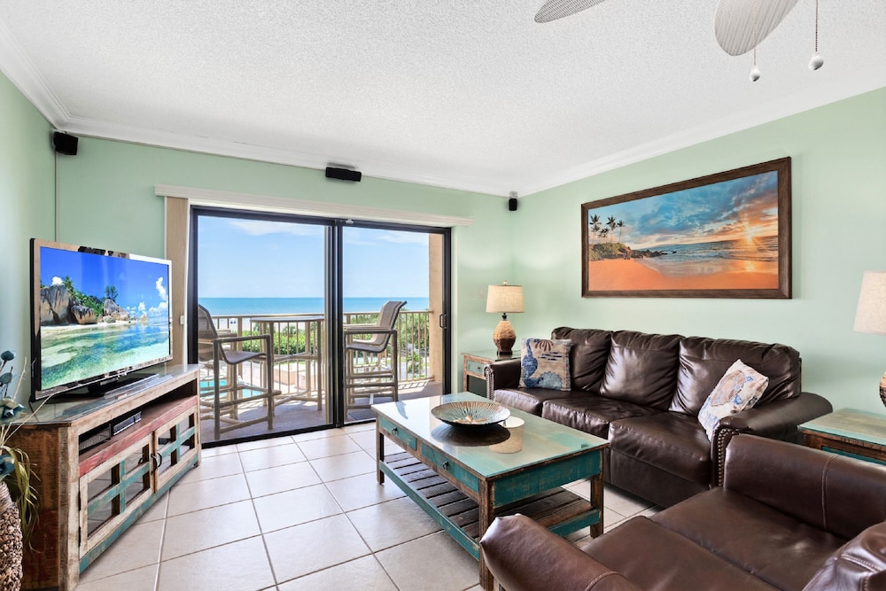 Canaveral Towers by Happy Palm Stays