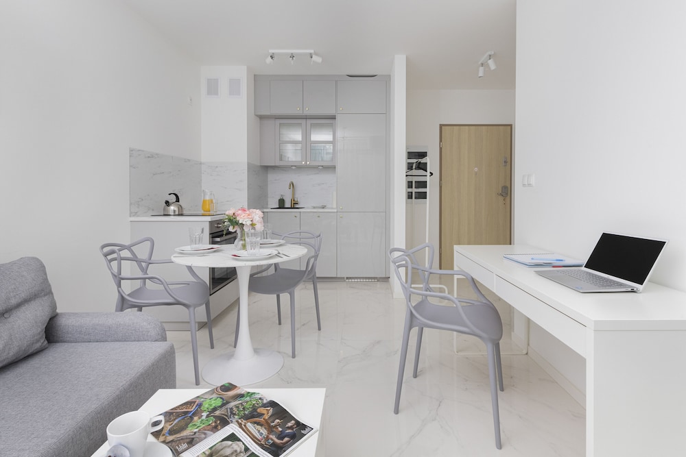 Gdynia Apartment Nasypowa by Renters view 4
