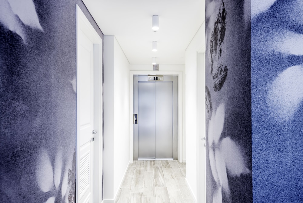 Villa Liberty - Lake Como Rooms & SPA
