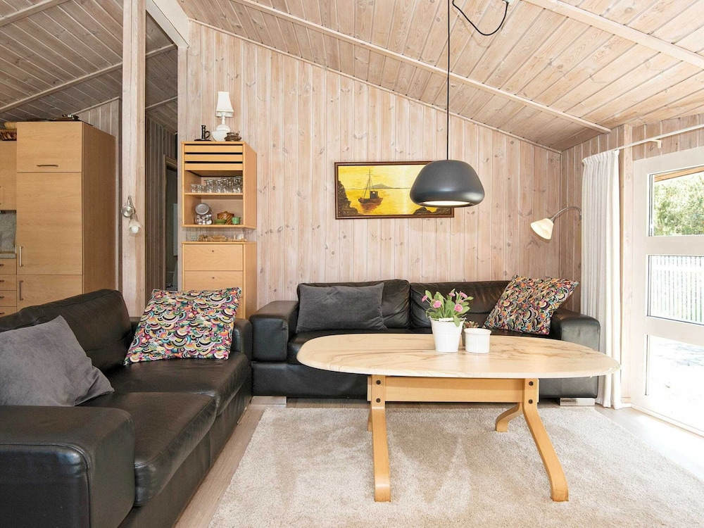 8 Person Holiday Home in Romo view 5