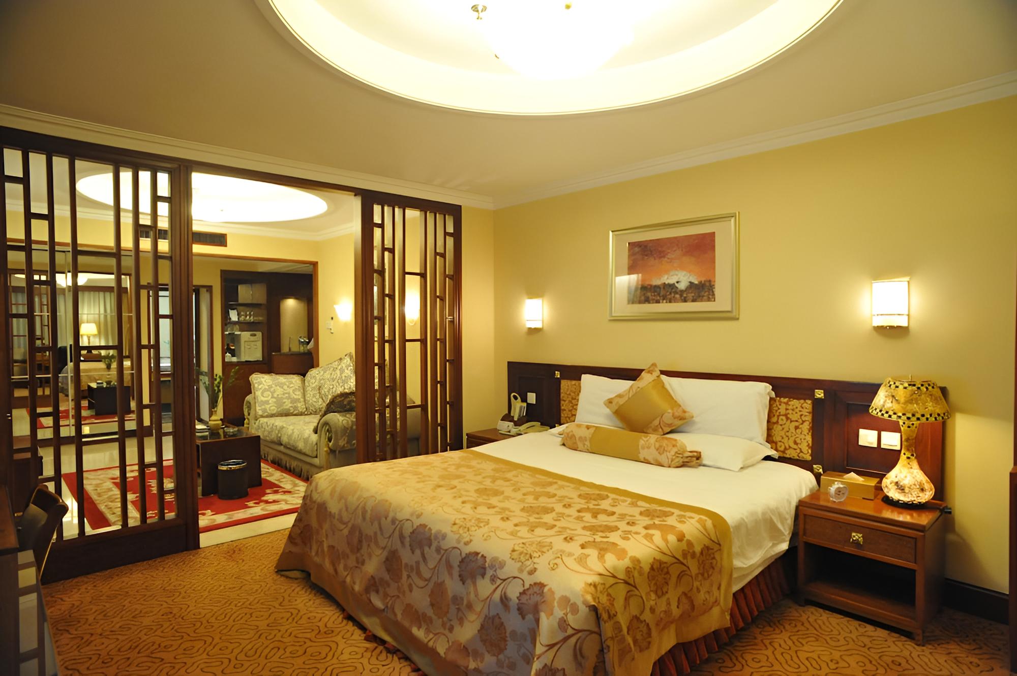 Yantai Golden Gulf Hotel
