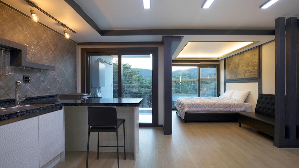hotel room
