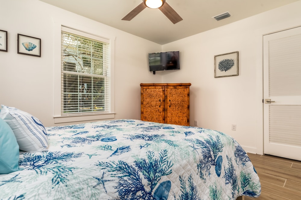 Las Brisas -131 Bienville 3 Bedroom Home by RedAwning view 5