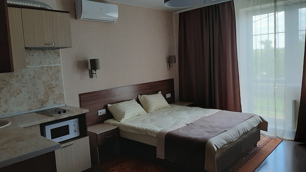 Photo 24