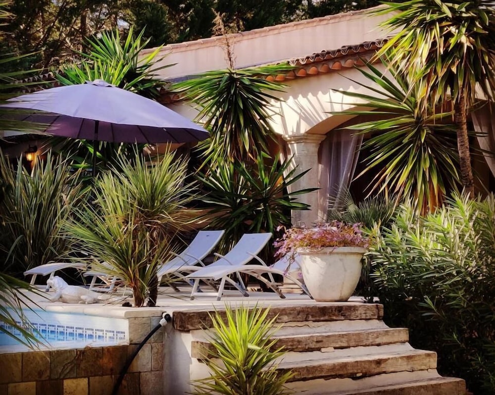 Maison Prestige Roberto Geissini
