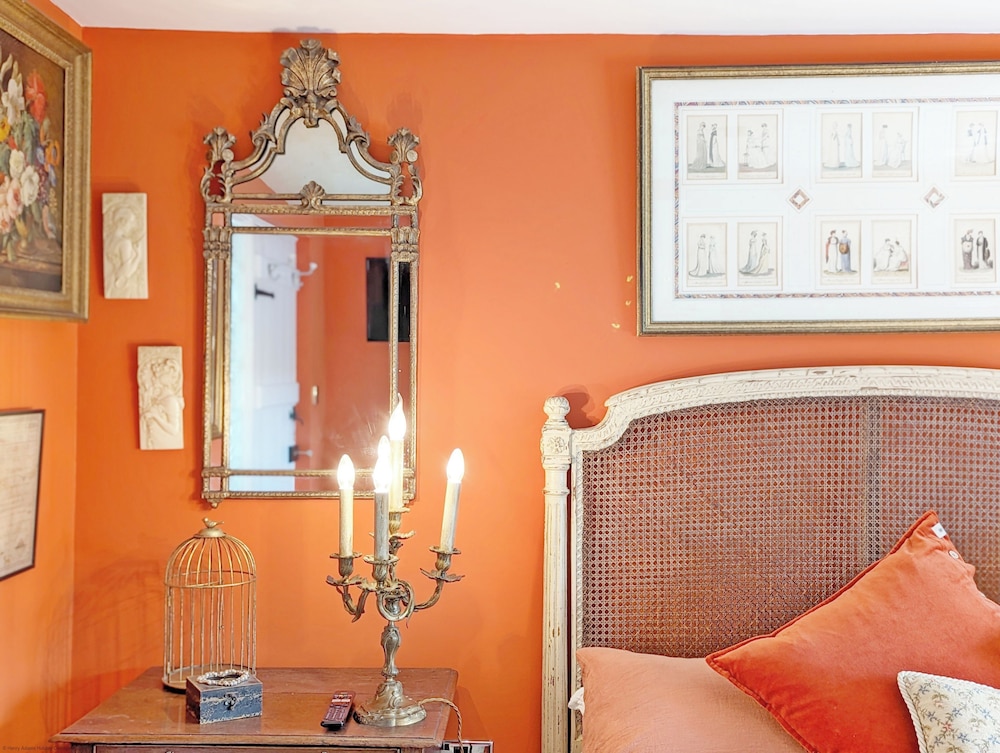 Unique Stay for Large Groups - Please Enquire!