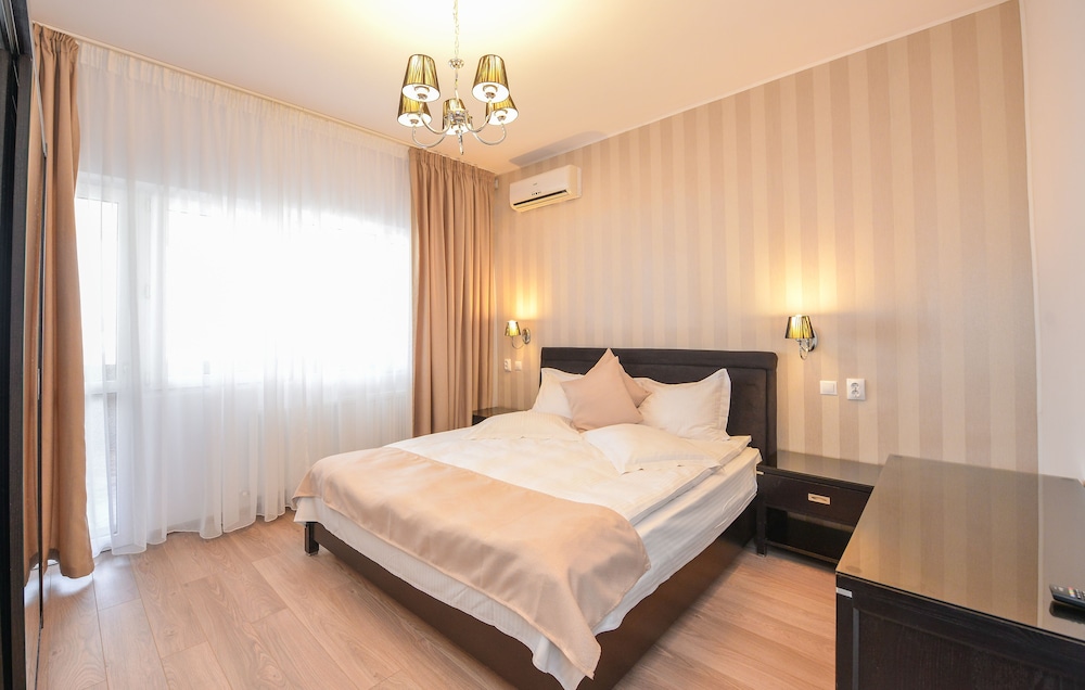 Cismigiu Apartment - Cismigiu Gardens view 2