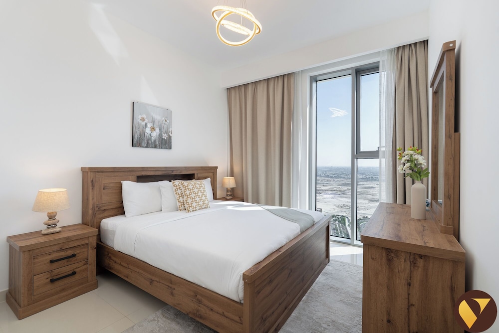 Icon Bay Creek Harbour Waterfront Living
