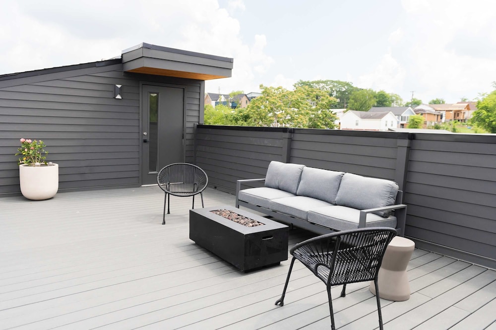 NEW 24 Guests 2 Rooftop Decks Near Downtown