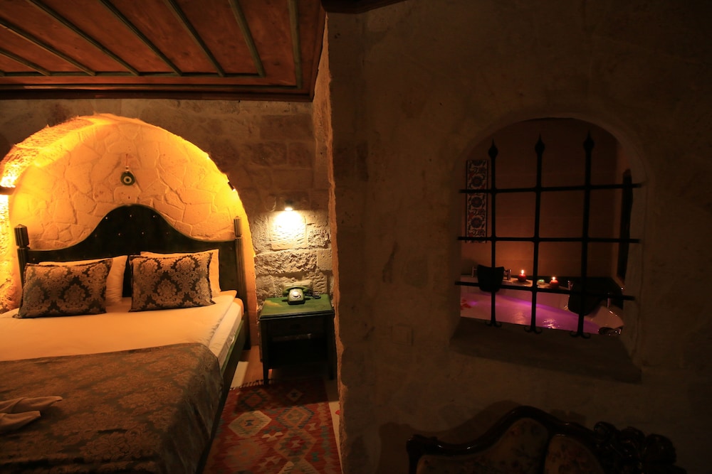 Georgios Cave Cappadocia