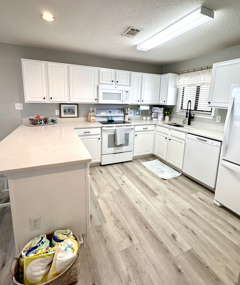 Sound Life 1 Bedroom Condo