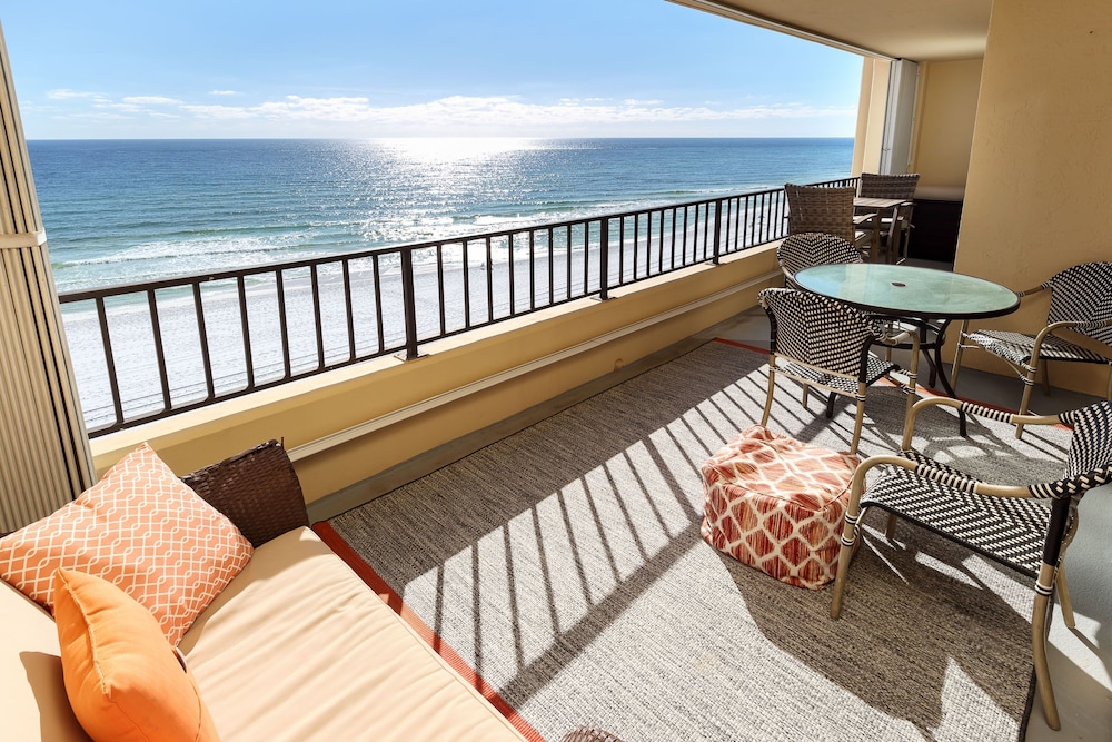 Surf Dweller 703 by Brooks and Shorey Resorts