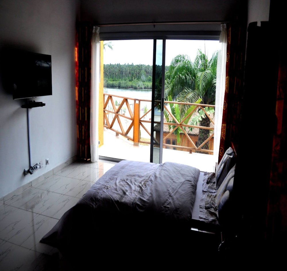 Romano Lodge
