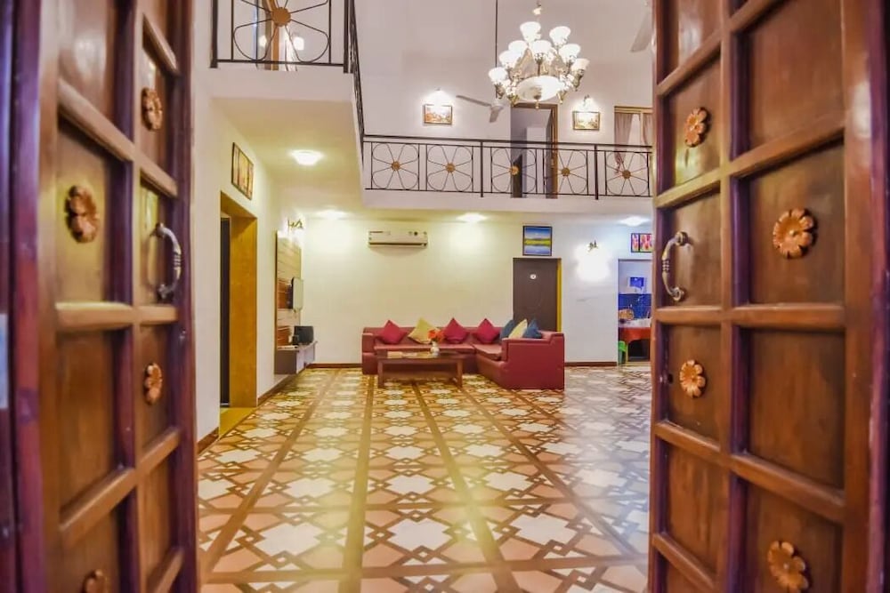 Lavika Stays Villa Palmera