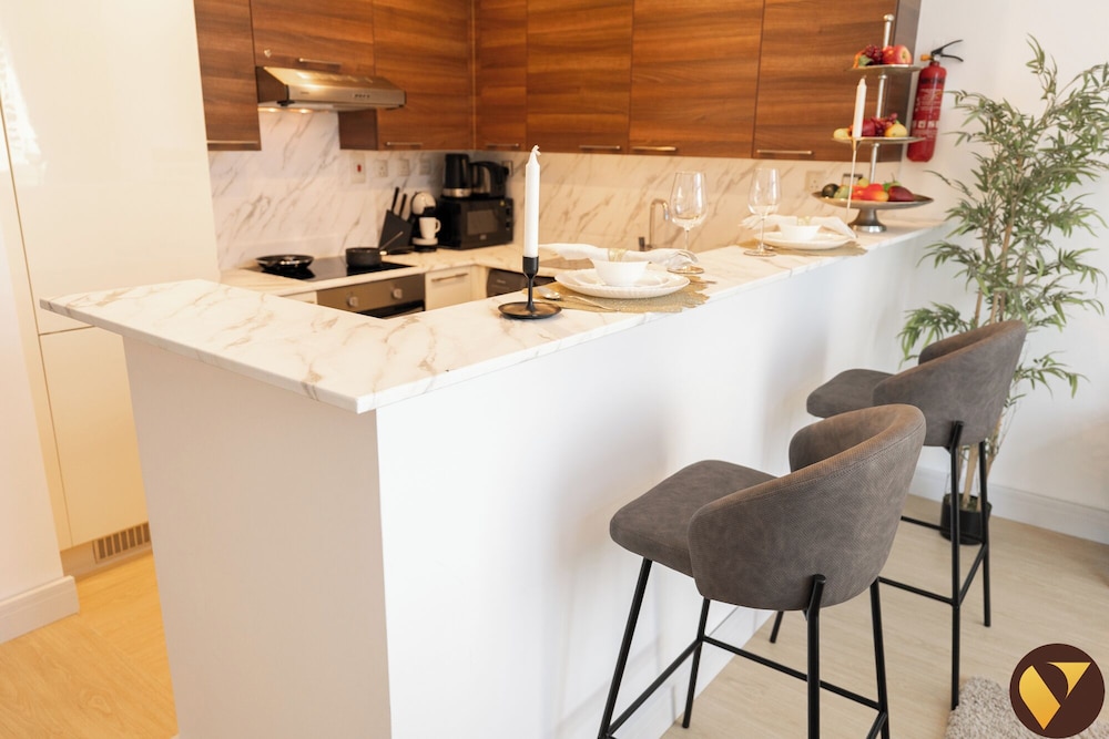 Vogue Business Bay Walkable to Dubai Mal