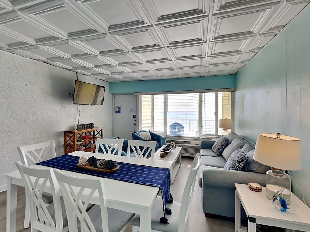 Continental Condominiums II by Resort Collection