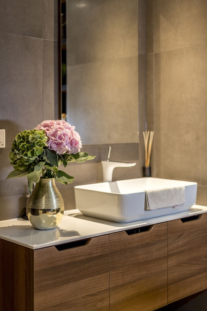 Cornaro Hotel 77