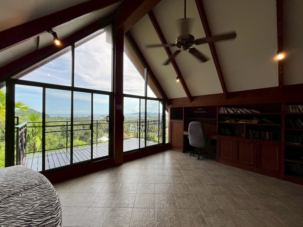 Thara Bayview Villa