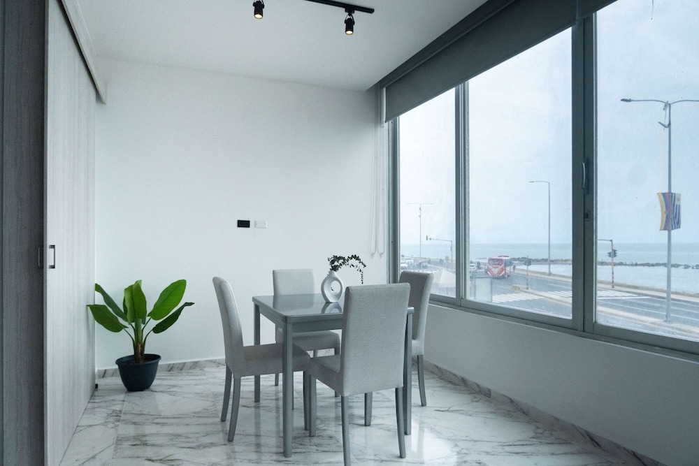 w Scenic 3BR w Ocean View Near C Amurallada