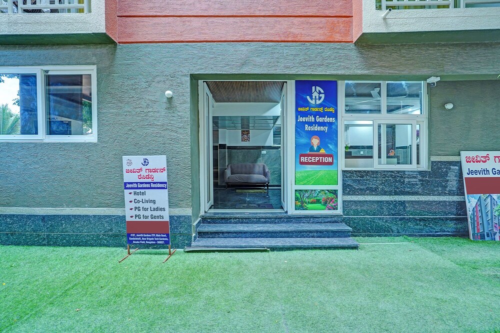 Fabhotel Jeevith Garden Residency