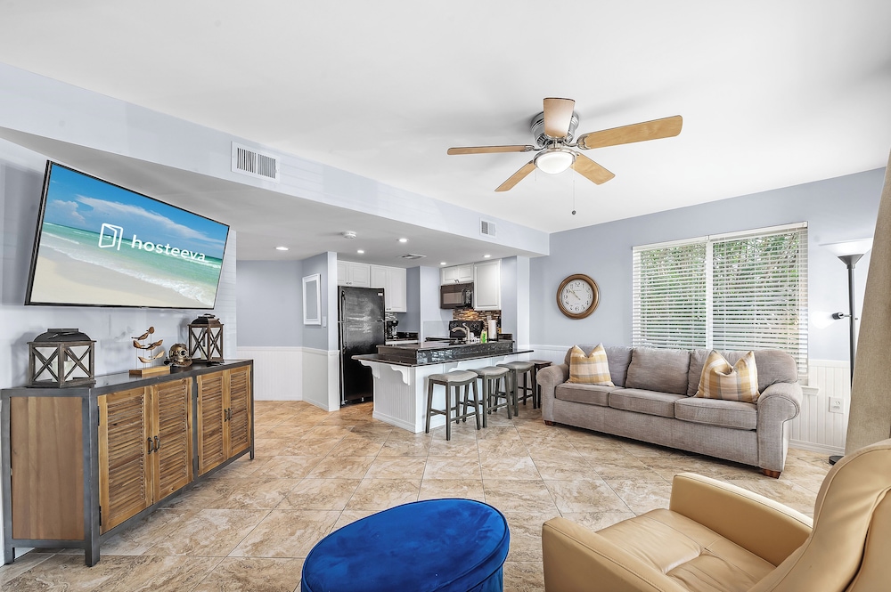 Plantation West Condos
