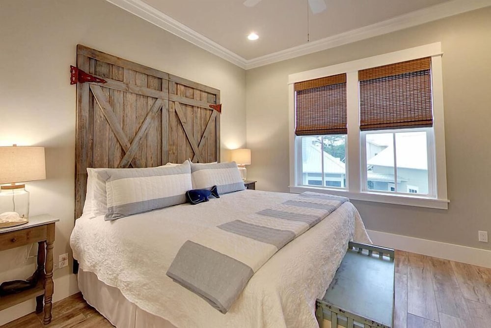 Big Sandy 8 Bedroom Holiday Home by Five Star Properties