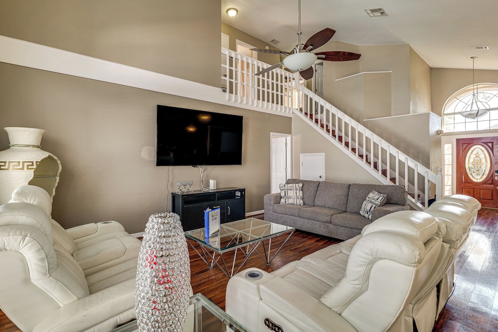Family Oasis w/ Game Room & Pool in Davenport!
