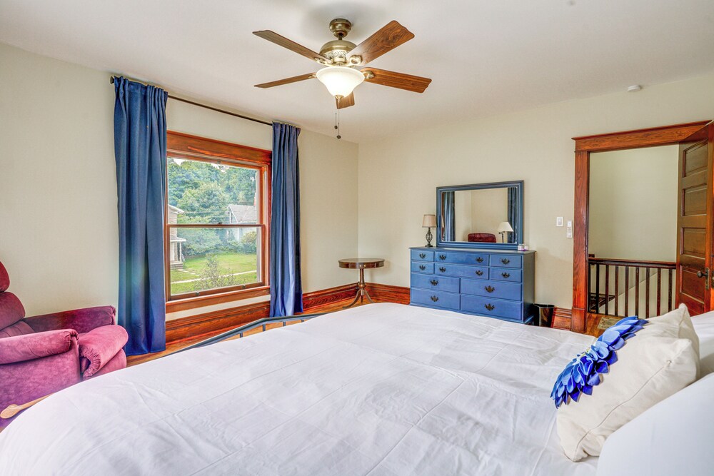 Historic Hillsdale Home Near Downtown! view 3