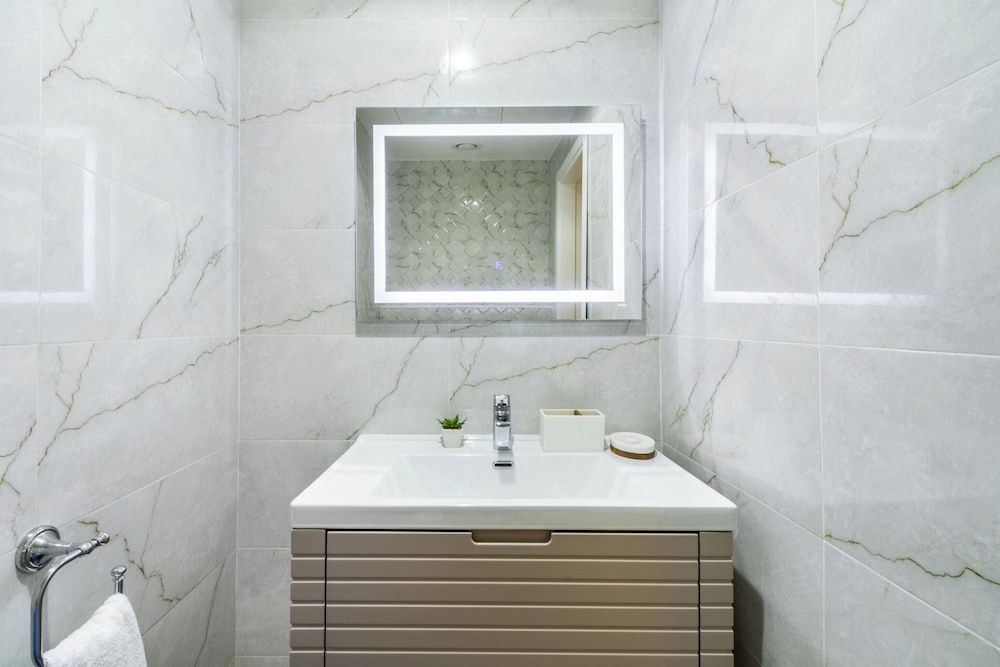 GLOBALSTAY The Residences Tower 1