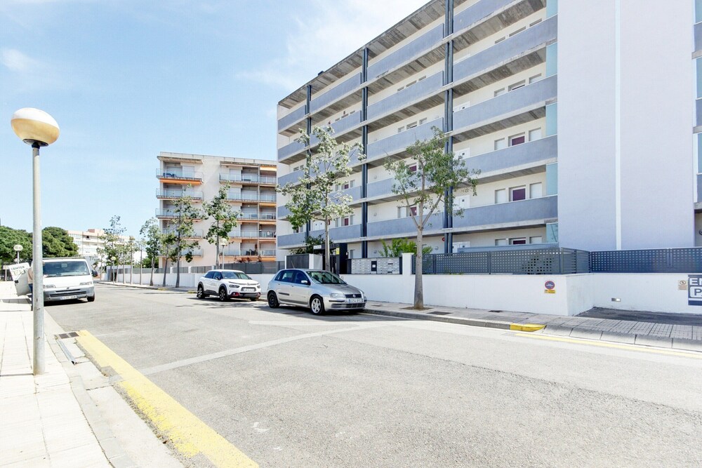 Apartment in Roses Near the Beach