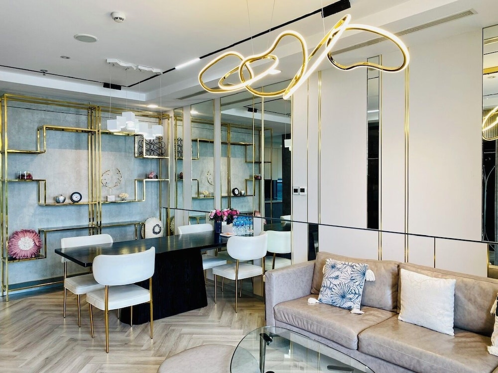Serenity Serviced Apartments-Landmark 81