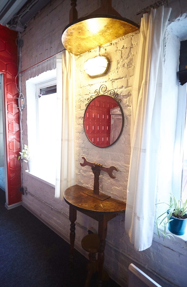 Guest House Gallery and More