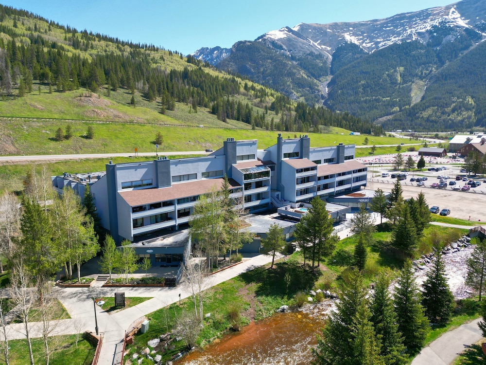 SkyRun Copper Mountain Resort Vacation Lodging