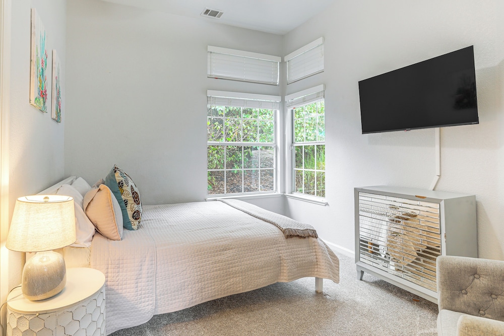 Family Home Near Folsom Lake in El Dorado Hills!