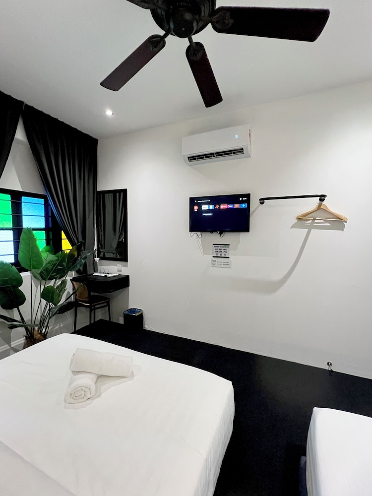 Quee Hotel