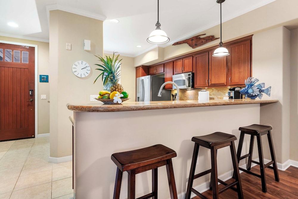 Golf View Villa - Concierge, Pools, Walk to Beach, Shops & Restaurants - Vrkcv