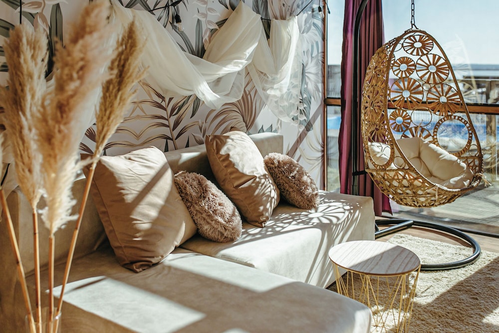 Herbals Glamping domki na drzewie Mielno