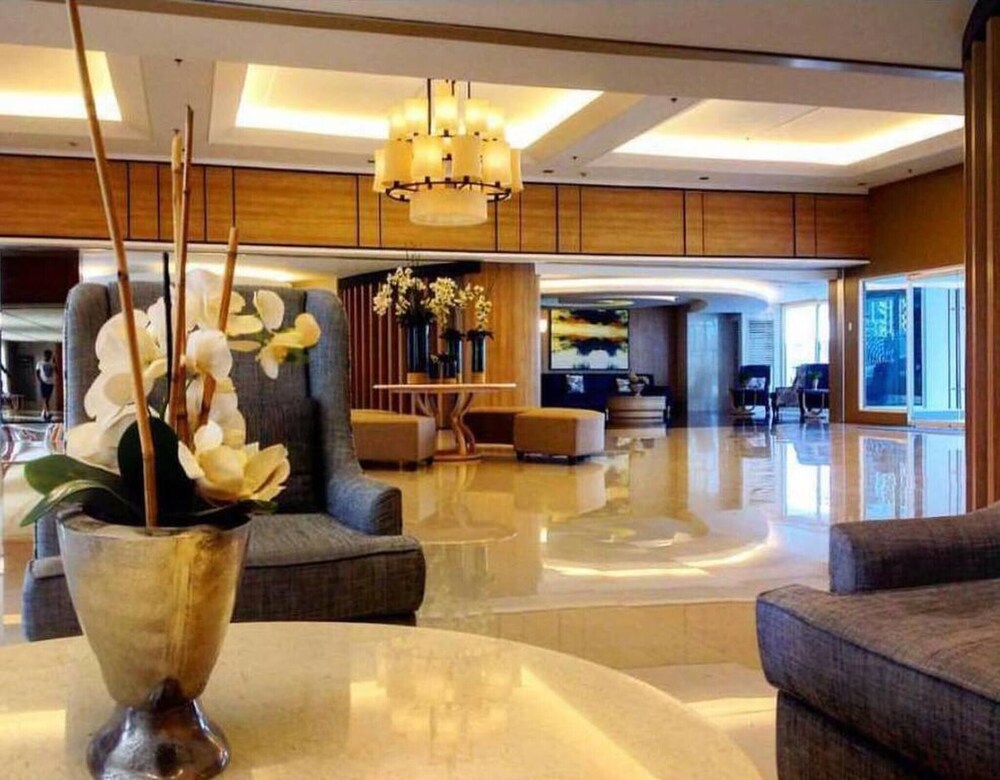 Urban Retreat at Shell Residences With Netflix 300mbps Wifi