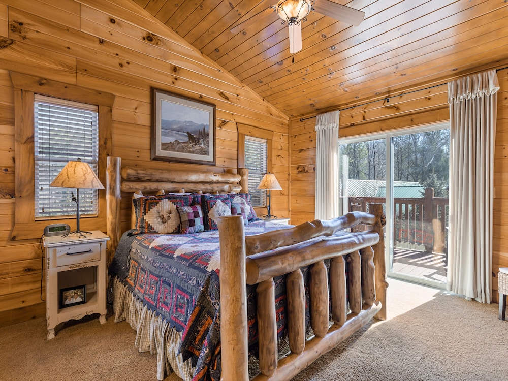 Rainbow's End by Jackson Mountain Rentals view 2