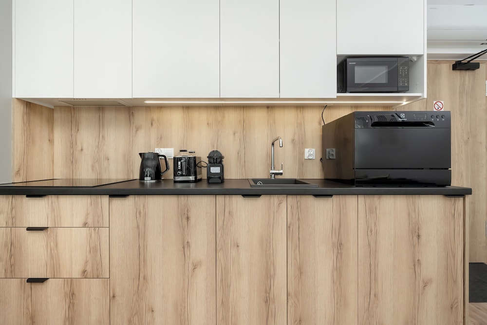 Air Conditioned Apartment by Renters