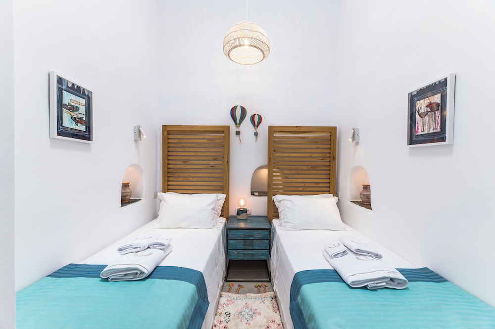 Ifigeneia Luxury Villas