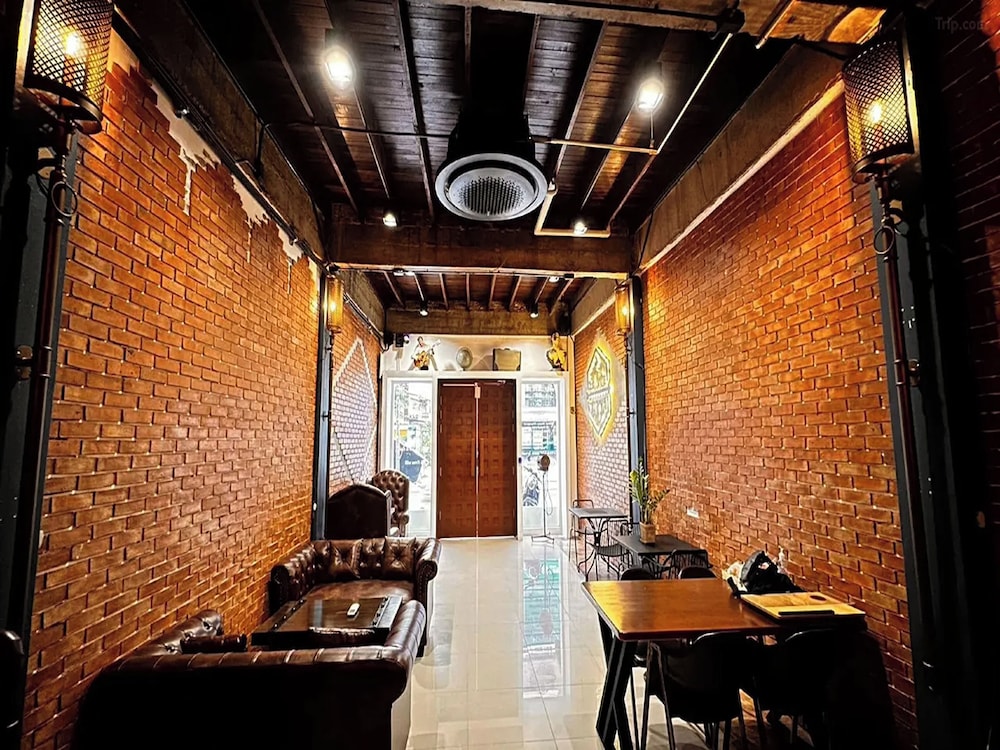 Deva Hostel & Relax Pool