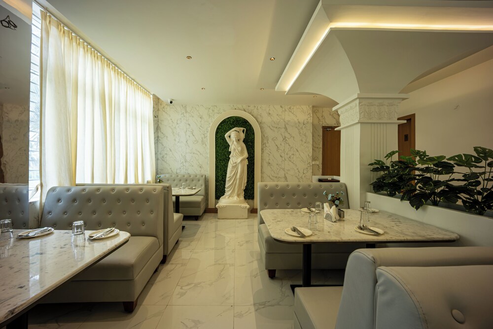 Pride heritage hotel