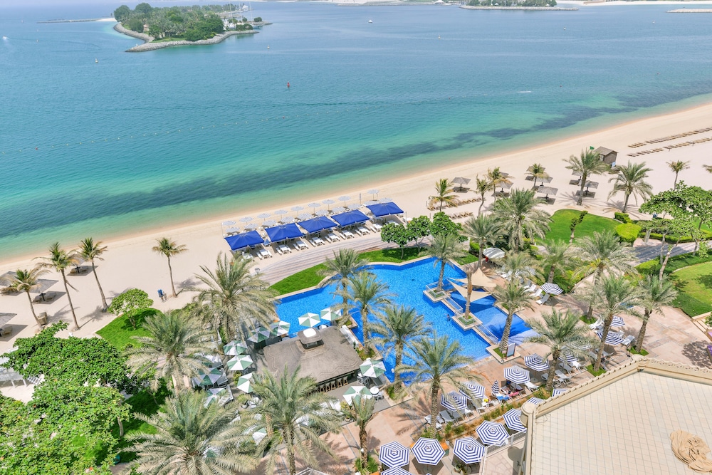 Shoreline Beachfront Luxury Palm