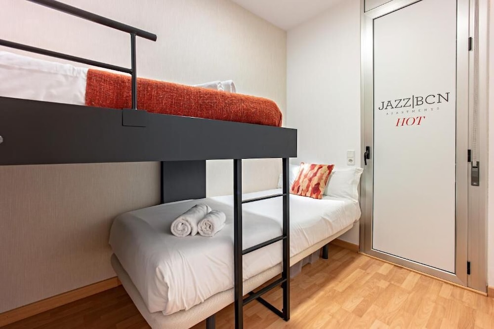 Habitat Apartments Hot Jazz