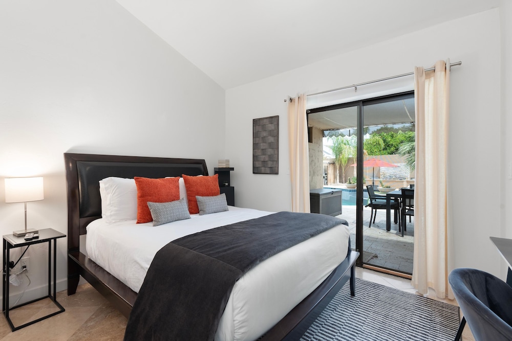 Chaparral in Paradise Valley