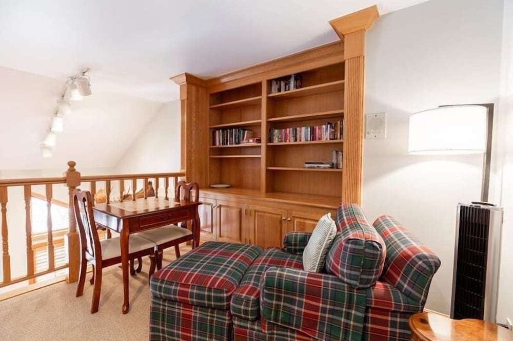 Beaver Creek Resort CO - Townsend Place & Strawberry Park Condos