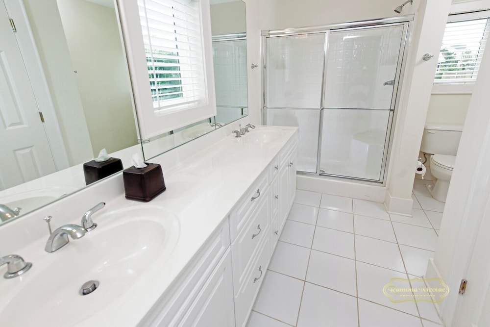 Lachicotte Vacation Rentals