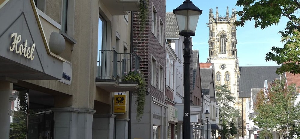 Family Friendly Home in South Austin - Image 3