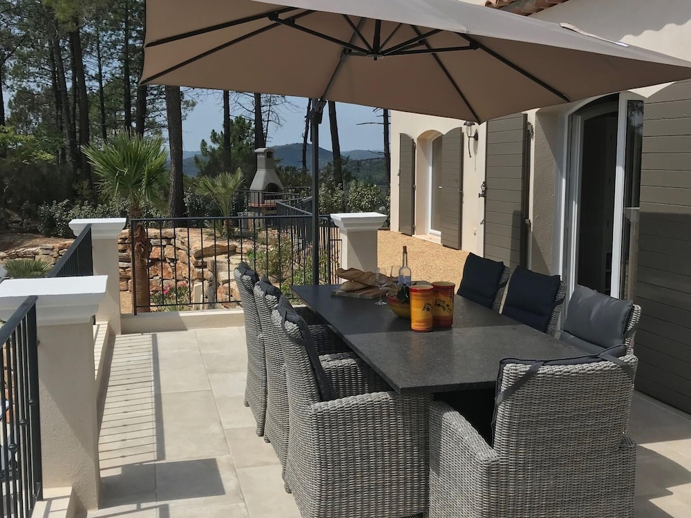 Villa in Le Plan-de-la-tour With Pool